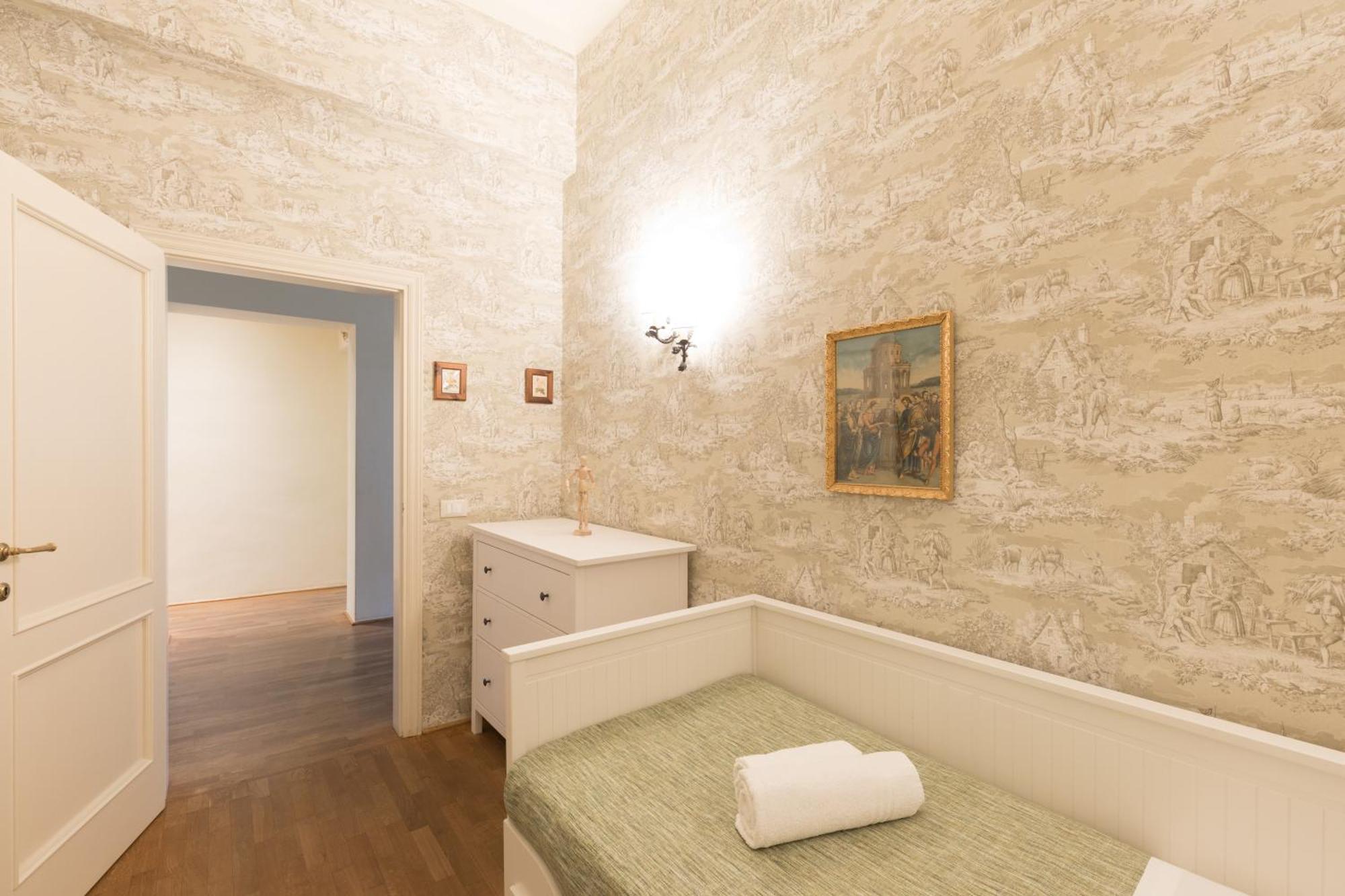 A Touch Of History, In Santa Reparata Florencia Exterior foto